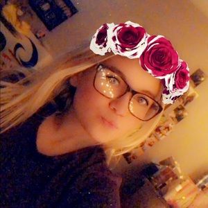 Meet your Posher, Shana